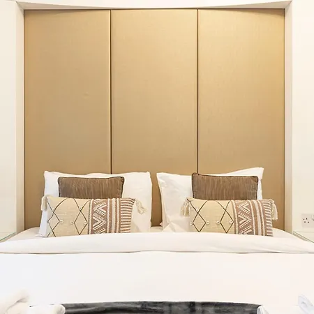Damac Maison Mall Street 2 Bedroom Upgraded Apartment دبي المظهر الخارجي الصورة