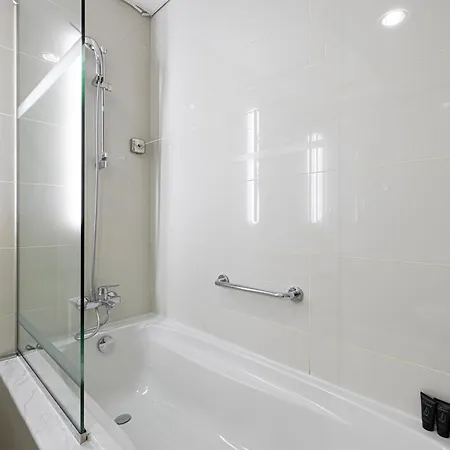 Damac Maison Mall Street 2 Bedroom Upgraded Apartment دبي المظهر الخارجي الصورة