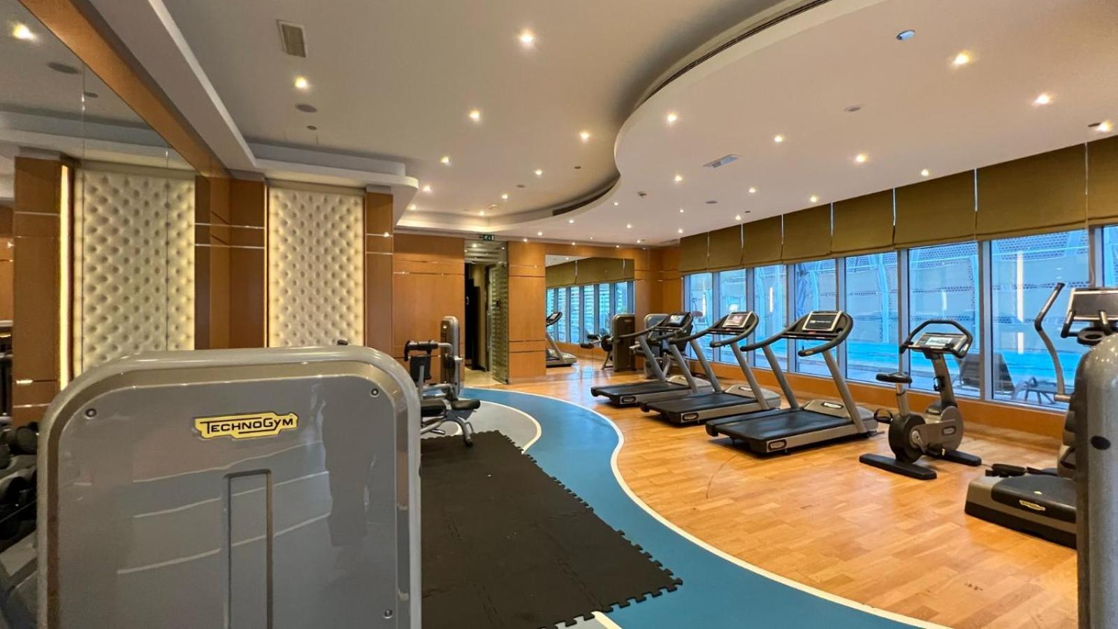 Damac Maison Mall Street 2 Bedroom Upgraded شقة *