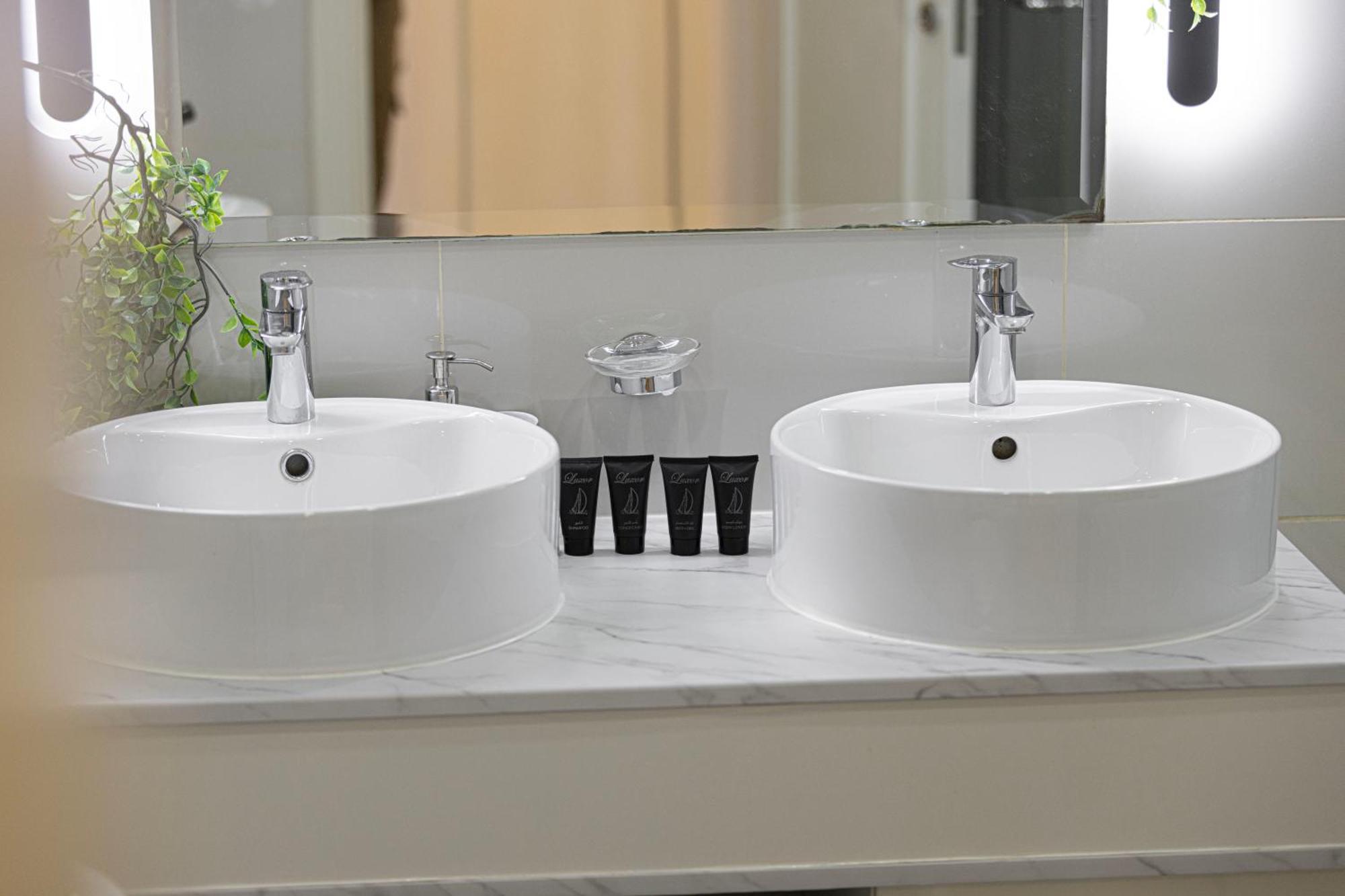 شقة Damac Maison Mall Street 2 Bedroom Upgraded