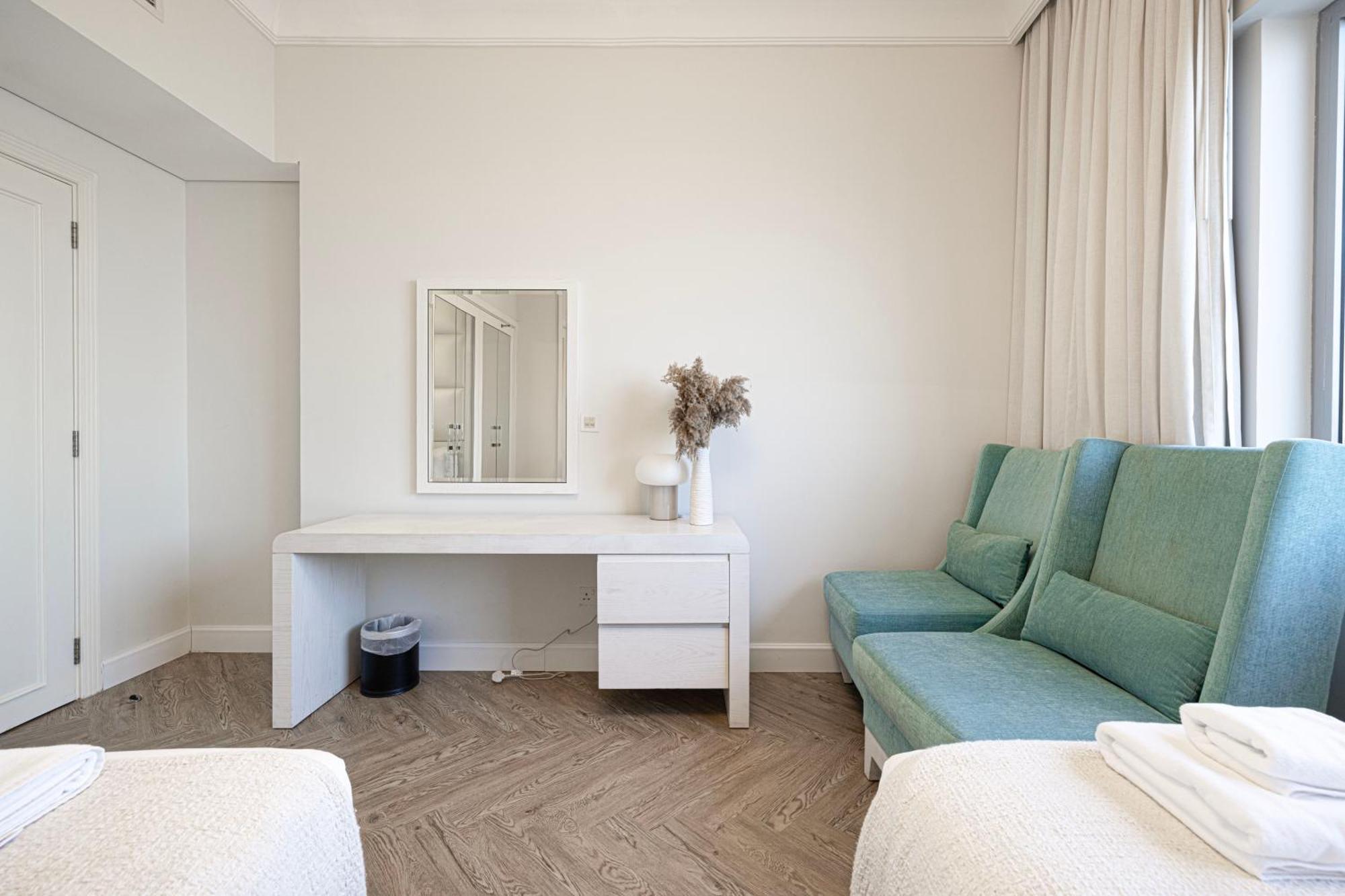 Damac Maison Mall Street 2 Bedroom Upgraded شقة دبي